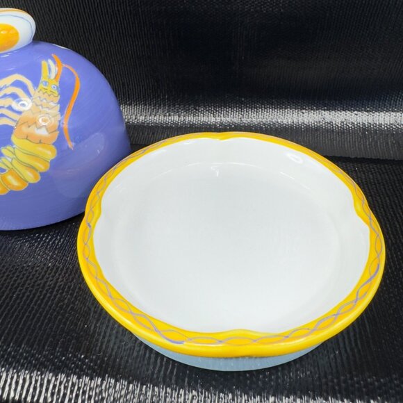 Boston Warehouse Trading Corp Round Butter Dish Onion Dome Container Ceramic - Picture 4 of 11